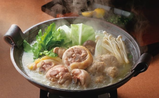水炊き 鍋 福岡 華味鳥 水炊きセット 3～4人前 鍋物 鍋料理 夕飯 晩御飯 食品 食べ物 グルメ 集まり ブランド鶏 ちゃんぽん麺付き 濃厚スープ 
