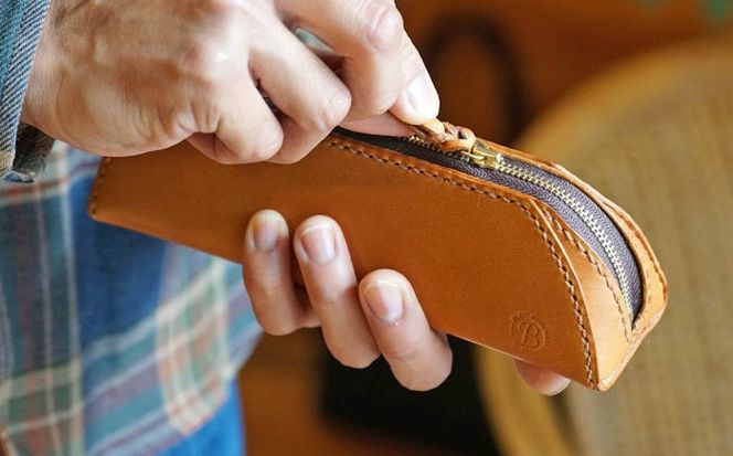 本革 手縫いのzipペンケース 本革 革小物 糸島市 / BLESS[AAA032]