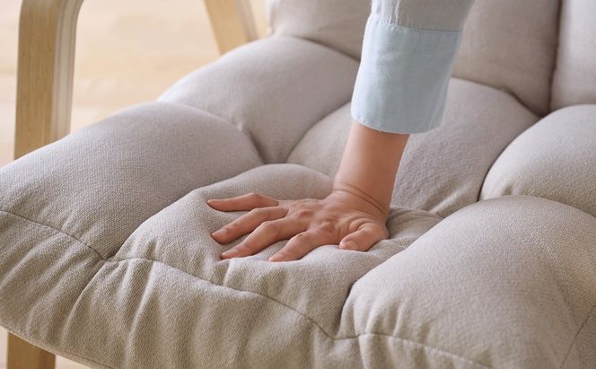 ウッドアームチェア Sサイズ WACR-S アイボリー 一人掛け 座椅子 一人用 ソファー 高齢者 肘掛付 背もたれ 折りたたみ コンパクト ふかふか 椅子 アイリスオーヤマ