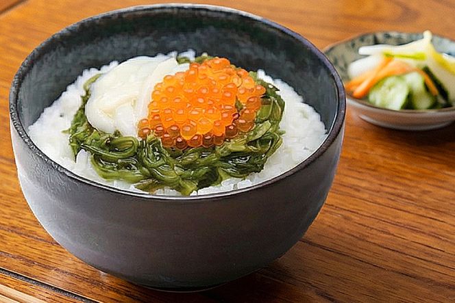 海鮮 詰め合わせ めかぶ海鮮一膳 2種 8点セット [カネカシーフーズ 宮城県 気仙沼市 20565971] メカブ 惣菜 セット 海鮮丼 冷凍