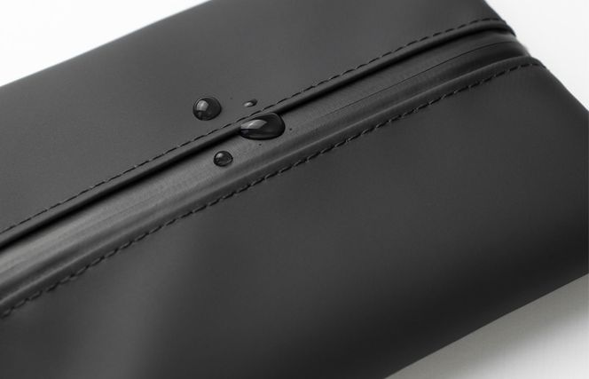 G2820 【スピード発送】タフトポーチ ブラック Mサイズ センターファスナー 約150mm×110mm