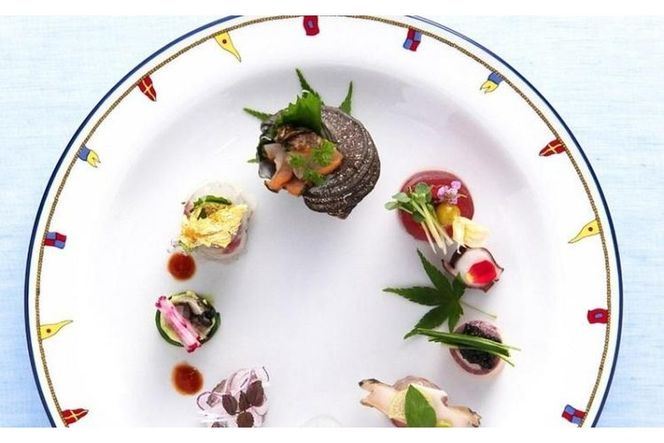 佐伯の フランス料理 ムッシュカワノ ランチ・ディナー ペア お食事 招待券 フレンチ お食事 料理 大分県 佐伯市 【FM02】【フランス料理ムッシュカワノ】