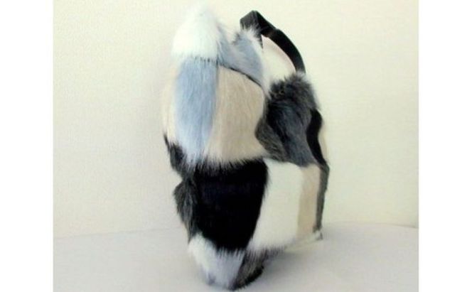 オリジナルネコ型トートバッグ＊モノトーンチェックファー 猫好き 猫の形 バック お出かけ どうぶつ かわいい 猫グッズ ふわふわ フェイクファー 手提げ チェック柄 