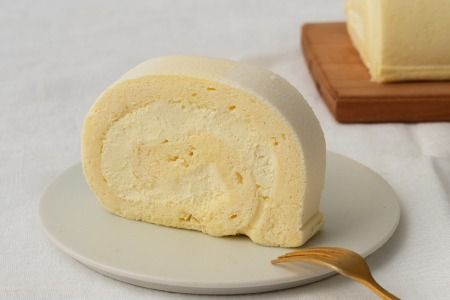 【プレミアム米粉ロールケーキ】パッションフルーツロール 2本セット【グルテンフリー 誕生日 洋菓子 焼菓子 パッションフルーツ】(H053314)