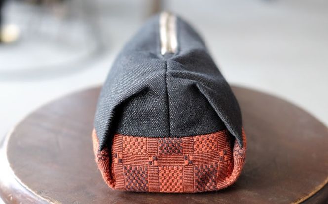 ヤシラミ花織 ワインバッグ 格子モダン (焦茶・濃オレンジ系織物) ボトルバッグ ワインケース ワインクーラー 保冷 おしゃれ 沖縄市 / FABRIC SHOP MINAMI[BCCS003-02]