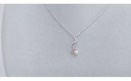 J-96Jw伊勢志摩あこや本真珠SV製イニシャルペンダント(J)W