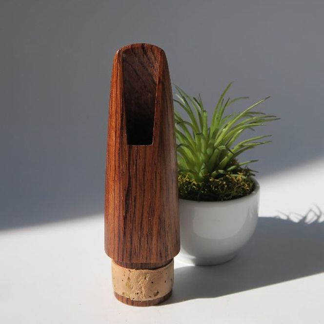 木製マウスピース（クラリネット ベーム式） ローズウッド ［195S06］ 木製マウスピース クラリネット ベーム式 木製 木材 マウスピース 音の輪郭 ハッキリ 鳴性が高い 表面が美しい 強度が高い 温か味 サウンド クラシック JAZZ 製品保証 愛知県 小牧市 送料無料