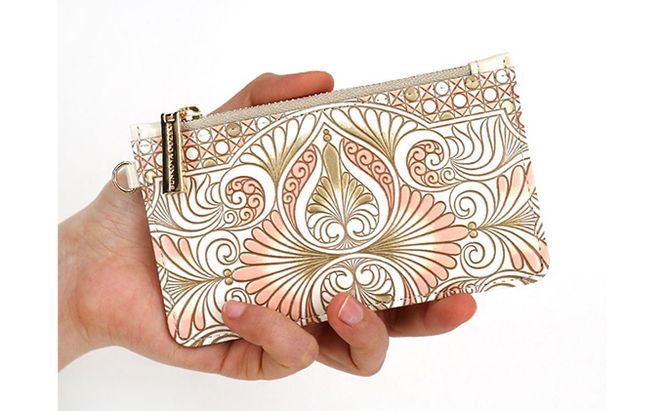 【文庫屋大関】すっきりカードケース　ロカイユ＜ベビーピンク＞【皮革工芸品】 ファッション小物 雑貨 フラグメントケース 小銭入れ付き 収納 スマート 日本製 