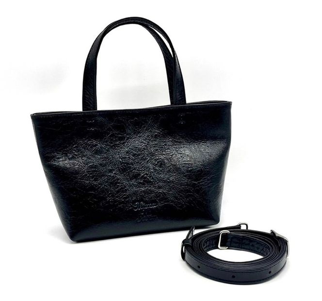 yɌO؎szmade in HYOGO`Berry totebagiblack cherryj