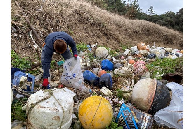 はだしで遊べる海を未来につなぐ『海ゴミ回収ビーチクリーン活動』への活動支援 1口 5,000円【返礼品なし】　HJ00001