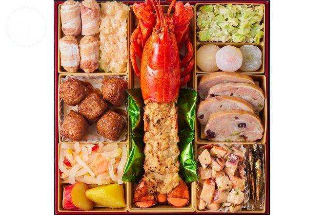 【C8-017】「飯塚の極」特大八.五寸 和洋風三段重おせち(5人前)