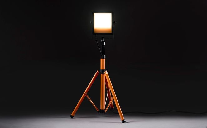 LEDスタンドライト 7500lm LWT-7500ST2 投光器 led 屋外 防水 防雨 防塵 照明 100v 55w led投光器 ledライト 三脚 スタンド 作業灯 LED 夜間 建設 工事 アイリスオーヤマ スタンドライト 7500lm 1灯 LEDライト 照明