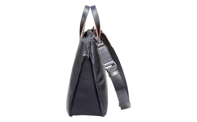 豊岡鞄 L.E.D BITES HORSE ブリーフケース B122T ブラック / エルイーディーバイツ ビジネスバッグ メンズ  紳士 馬革 2WAY 手提げ ショルダー ブランド 薄マチ スマートシルエットアオリポケット スーツ カジュアル バッグ 木和田正昭商店