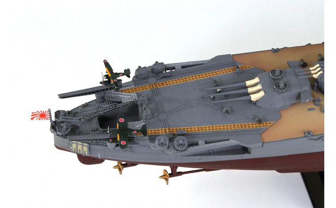 WPM01 1/700 日本海軍 戦艦 大和 最終時 塗装済み完成品 141305_MD04