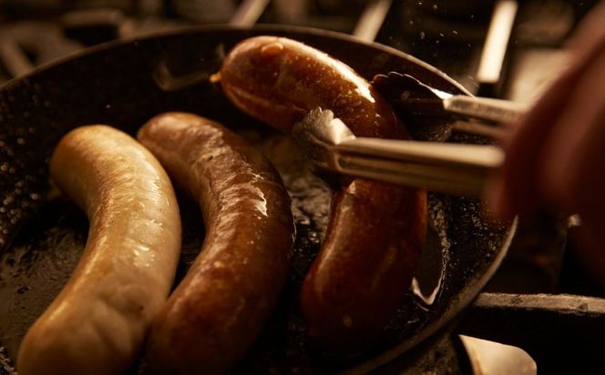 【ジャングルケイブ】肉感たっぷり 手作り無添加ソーセージ3種(各約100g)｜京都 御所南 ソーセージとお肉の店 人気セット [ 手作り無添加ソーセージ 食べ比べ 1.スタンダード 2.鶏と瀬戸内レモンピール 3.豚粗挽き肉と香草 無添加 肉肉しい おいしい グルメ 人気 おすすめ ギフト プレゼント お取り寄せ 通販 送料無料 ふるさと納税 ］ 261009_B-XU01