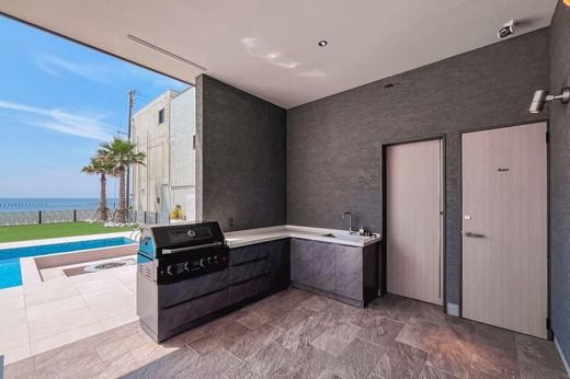 CORAL SUITE VILLA chita ＜限定日なし（土日祝可）＞ 宿泊券 1日1組限定 1棟貸切 | 旅行 観光 宿泊 チケット プライベートヴィラ プール サウナ BBQ 知多半島 知多 愛知県 美浜町