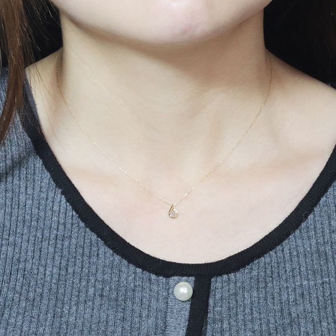 K18 0.05ct しずく型ダイヤモンドペンダント　BQ-214