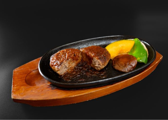 精肉店の直営焼肉【焼肉大剛】肉汁爆発！手ごね・肉々しい手作りハンバーグ （10個入り）【ハンバーグ 肉 牛肉 冷凍便 おすすめ 人気 ランキング 冷凍 手作り 詰め合わせ 大容量 冷凍食品 手作り お惣菜 国産 業務用 牛肉 名店 お弁当 夕食  ディナー 簡単調理 ストック クリスマス 年末年始 パーティ 三重県 四日市市 ふるさと納税】