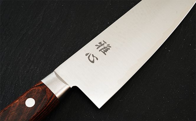 包丁『雅心』三徳包丁 キッチン用品 万能包丁 ステンレス鋼材VG1 錆びにくい 耐摩耗性 鋭い切れ味 職人手作業 両刃 手になじむ 握りやすい 
