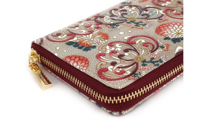 長財布 大容量 ぐるっとファスナーの長財布 乱菊〈赤紫〉 文庫屋大関 通帳が入る 財布 レディース ラウンドファスナー レザー 本革 革 文庫革 レディース財布 お財布 通帳 通帳入れ 通帳ケース 日本製 和風 東京