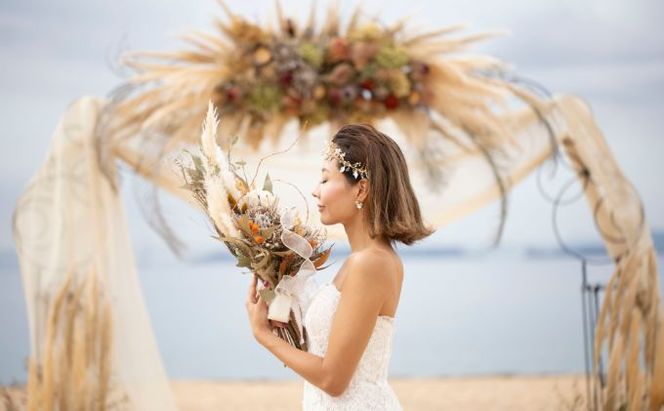 玉野市 WEDDING ベーシック プラン 挙式 限定 ＋ 食事付 ダイヤモンド 瀬戸内 マリン ホテル 結婚式 ウエディング チャペル 記念 思い出 チケット 瀬戸内海 ダイヤモンド瀬戸内マリンホテル 海 景色 白 純粋無垢 シンプル 華やか 