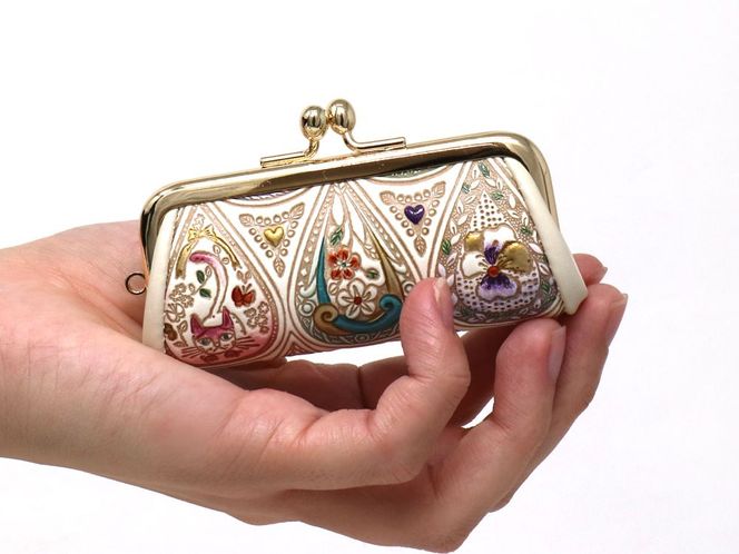 【文庫屋大関】印鑑ケース 花と猫＜ミックス＞ 　【皮革工芸品】 ファッション小物 民芸品 