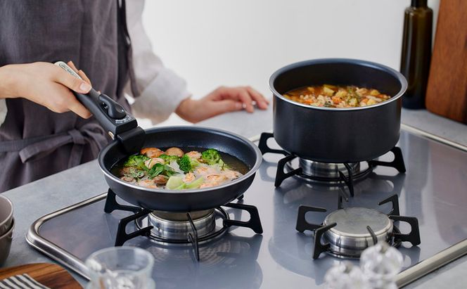 フライパン セット ih アイリスオーヤマ 鍋 5点セット NTF-SEI5 ブラックメタリック 取っ手が外せるフライパン なべ IH対応 ガス火 ダイヤモンドコーティング 調理器具 調理用品 家電 新生活