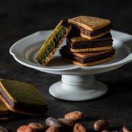 【スイーツ】チョコレートサンド4個入（バニラ、四日市抹茶、ビター）-[G358]