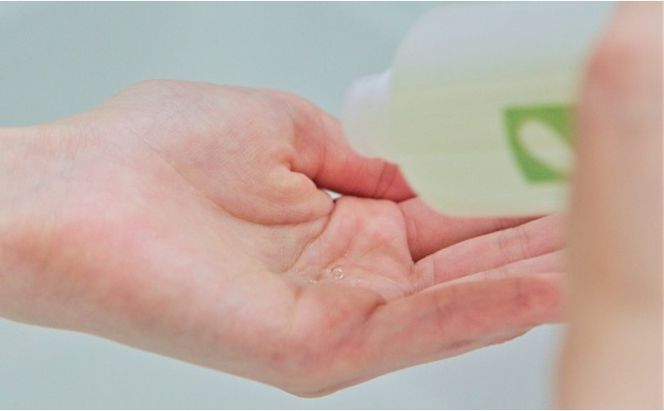 《絹生活研究所》基礎化粧品セット スキンケア 美容 化粧水 美容液 クリーム UV 日焼け止め シルク 繭 敏感肌 子ども 