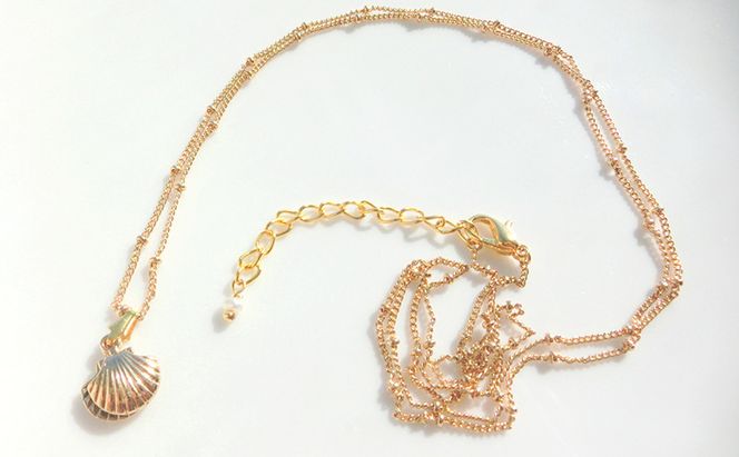 scallop long necklace ネックレス アクセサリー 貝殻 1個 [Q]handmadejewely【海 ゴールド  ロングチェーン シンプル 貝 パール 可愛い ハンドメイド ジュエリー 手作り  職人 上品 大人な雰囲気 ギフト プレゼント ラッピング 結婚式 普段使い】