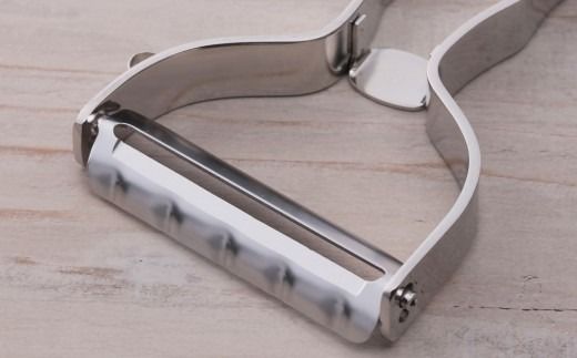 貝印 SELECT100 Ｔ型ピーラー 000DH3000 セレクト100 関市 キッチンツール 料理 刃物 おしゃれ 便利