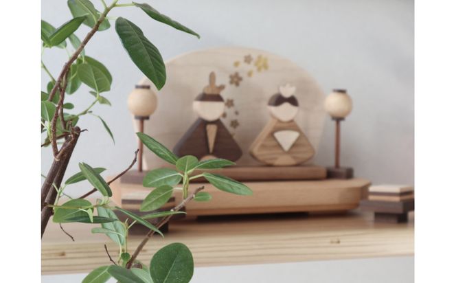 木のぬくもりを感じる コンパクト木製雛人形セット（収納箱付き） 272183_CZ025