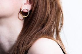 【寺島保太良商店】絲 tabaneピアス［ 京都 工芸ブランド 絹素材 手作り 耳元アクセ 人気 おすすめ アクセサリー 上品 軽量 ギフト お取り寄せ 通販 送料無料 ふるさと納税 ］ 261009_A-AA217VP