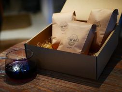 【Laughter】ギフトBOX コーヒー豆3種セット 261009_A-MZ001