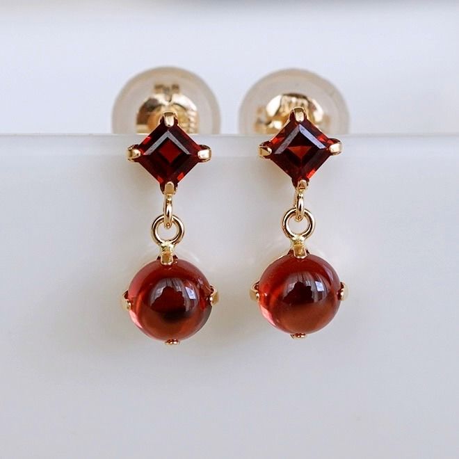 【ジュエリー】K10 イエローゴールド  ガーネット 揺れる ピアス 保証書付 SR-2012 242-003-b