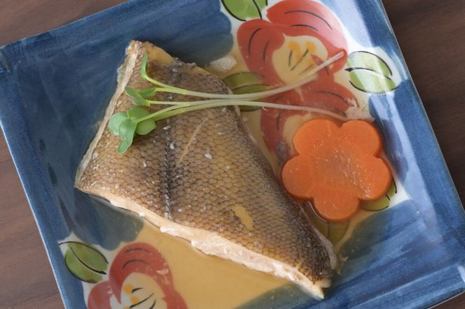 食品添加物無添加・減塩・小分け・骨取り！かれいの煮付け10切れ 冷凍 個包装 湯煎 レンジ調理 [煮魚 小分け 惣菜 簡単 時短 調理 おかず つまみ 煮物 パウチ レンチン 宮城県 利府町 セントラルキッチン]|06_mhc-011001c