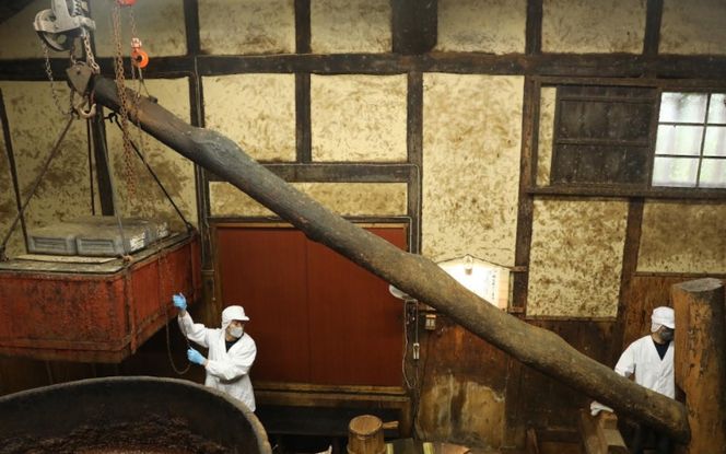 はさめずペットボトル　1.8リットル×6本セット（こいいろ2本うすいろ4本）【hkst0006】