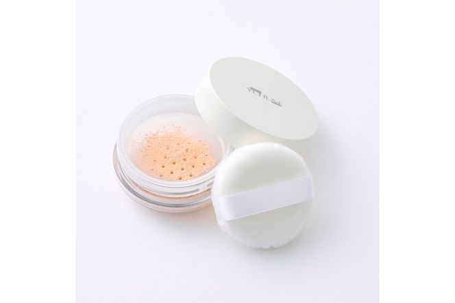 【ふるプレ限定品】【特別寄附額】【YUHUNE】世界初！独自加工技術から生まれた球状シルク配合 フェイスパウダー（カラー） 5g　GM00002P