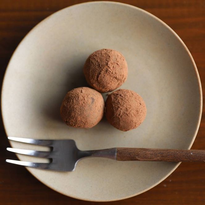 12-332 麹のトリュフ10個入り