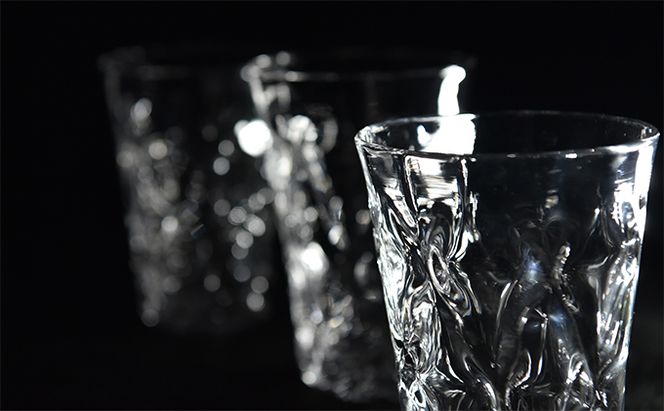 水面　タンブラー（1脚）〈ガラス タンブラー コップ おしゃれ 工芸品 食器 日用品〉 