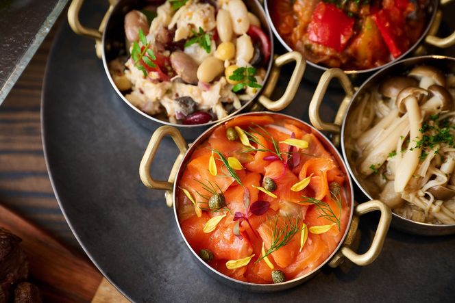 【ホテルグランヴィア京都／カフェレストラン ル・タン 】ディナーバイキング2名様分｜京都駅直結 人気ホテル カジュアルダイニング 食事券［ 駅直結 大規模 カフェレストラン ディナー バイキング ペア食事券 2人 人気 おすすめ 食事 ビュッフェ グルメ 旅行 観光 ホテル ふるさと納税 261009_A-LA911