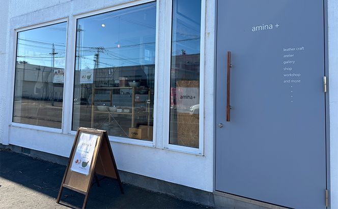肩かけトートバック［amina+］【 本革  革製品 レザー ハンドメイド シンプル エゾシカ革 手作り バック カバン トートバック 北海道 十勝 幕別 】