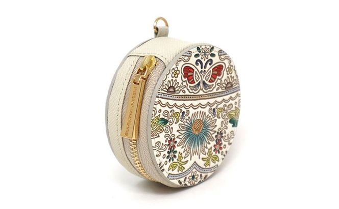 【文庫屋大関】マカロンポーチ 茉莉花＜翡翠＞【皮革工芸品】 ポーチ ミニポーチ 小物入れ アクセサリー入れ イヤホン入れ 収納 保管ケース 手のひらサイズ  本革 革 皮革 工芸品 工芸 雑貨 ギフト プレゼント 日本製 東京