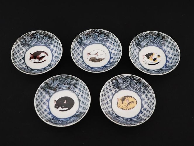 九谷焼　3号小鉢揃　眠り猫 （5枚セット）a01 食器 キッチン雑貨 キッチンアイテム 雑貨 小物 お皿 小皿 食卓 テーブルコーディネート 