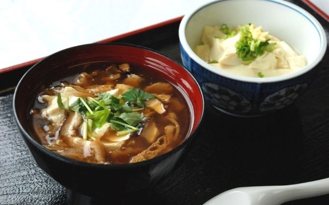 奥州涌谷名産 「おぼろ豆腐」と 油揚・豆乳セット 5種類  / 豆腐 大豆 豆 油揚げ 練り物 練り製品 ご当地 セット 詰め合わせ 【tofuyapj001】