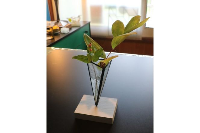 三角錐花器 SV00002(京都府京丹後市) | ふるさと納税サイト 三角錐花器 SV00002(京都府京丹後市) | ふるさと納税サイト