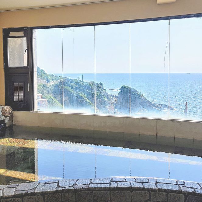 南紀白浜椿温泉  湯治のできる宿 しらさぎ 宿泊割引券 9000円相当 304018_EK12