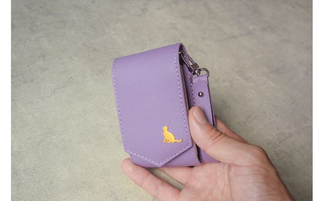 【パープル】毎日の“ときめき”を仕込めるリップケース　リップクリームホルダー　キーホルダーストラップ【ミラー付き・3本入る】 232238_CM032VC01