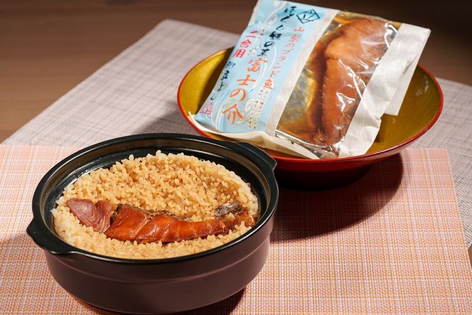 【お試し】割烹立よし ほぐし飯（富士の介）　炊き込みご飯 炊きこみ オリジナル ブランド魚 ご当地 魚 5000円 五千円 山梨 やまなし 富士川町