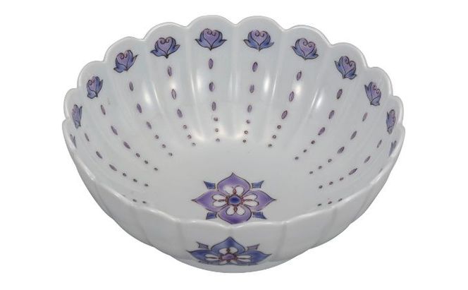 九谷焼　5.2号鉢　花菱文　a01　新田智子 食器 キッチン雑貨 キッチンアイテム 雑貨 お皿 食卓 テーブルコーディネート 盛り付け 